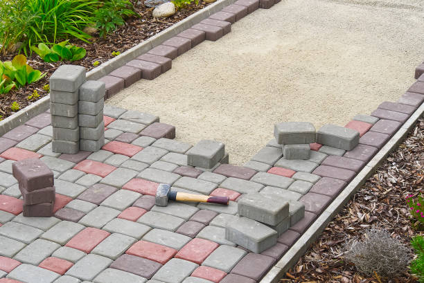 Best Driveway Paving Contractor  in Lambert, MS
